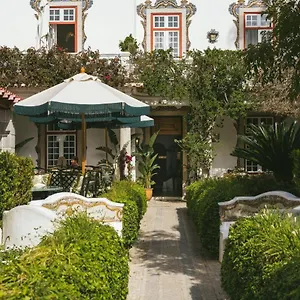Bed & Breakfast Pergola Boutique (adults Only), Cascais